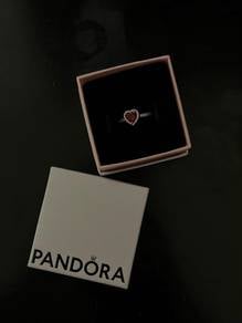 Pandora Ring