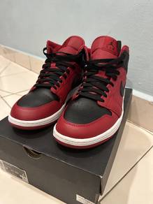 Nike AJ1 Mid