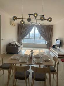 Condominium For Rent in Menjalara 18