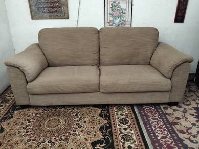 Naufal perabut terpakai sofa 