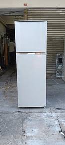 Hitachi fridge refrigerator peti ais peti sejuk 22