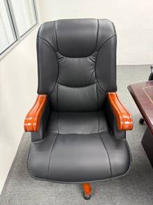 Presiden chair