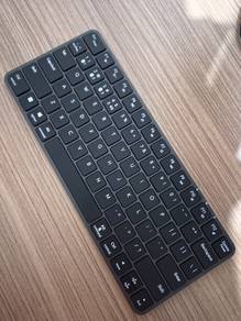 Multi-Device Bluetooth Keyboard