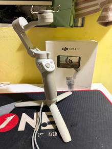 DJI OSMO MOBILE 4 Se