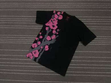 SAKURA art x uniqlo M