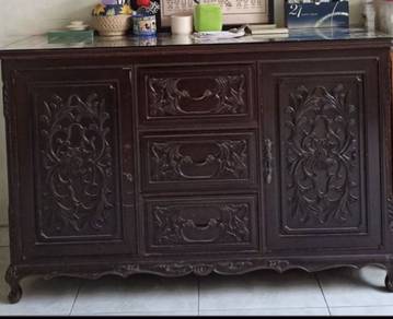 Antique sidebaord