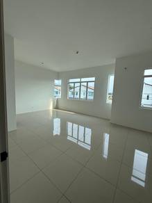 Semi-Detached House For Sale in Alma,PNG