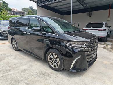 Toyota Alphard Z in Old Klang Road, KUL