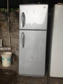 Fridge Peti Sejuk 2 Pintu Ais LG Refrigerator Ice