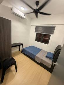 Room in Sentul, KUL