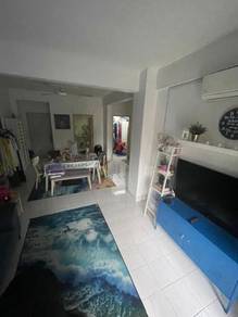 Condominium For Sale in Mount Karunmas