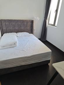 Queen mattress with bed frame 