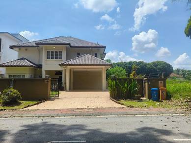 Bungalow House For Sale in Bukit Jelutong,SGR