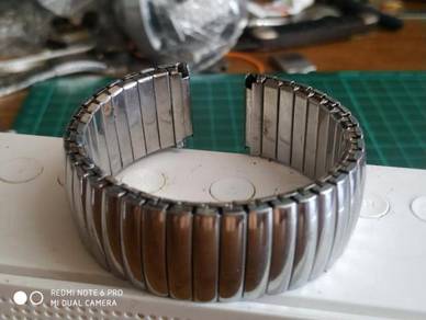 Vintage 18mm flexible watch bracelet