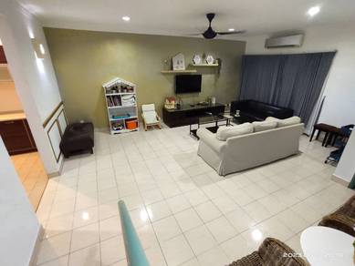 2.5-storey Terraced House For Sale in Seri Kembangan,SGR