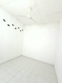 1-storey Terraced House For Sale in Port Klang,SGR