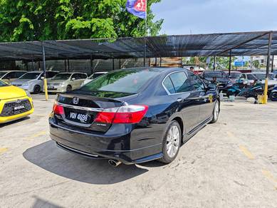 Honda Accord VTi in Batu Pahat, JHR