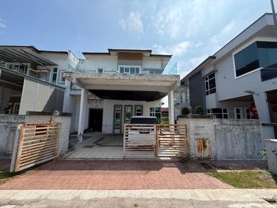 Semi-Detached House For Auction in Gemencheh,NSN