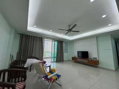 Condominium For Sale in Berjaya Condominium