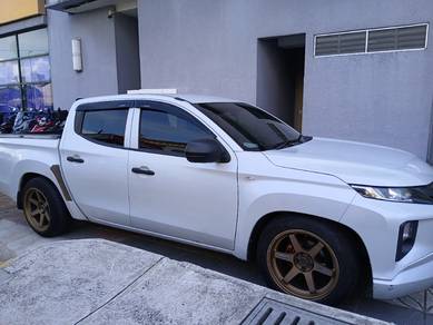 Mitsubishi Triton QUEST in Bukit Kepayang, NSN