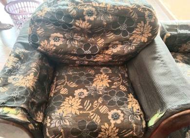 sofa terpakai 