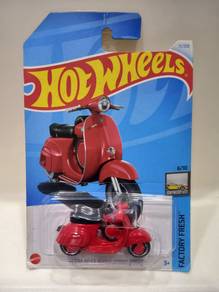 Hot Wheels 1966 Vespa 90 SS Super Sprint (Red)