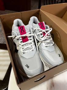 Cheap! ON Sports Tennis Shoe size EU43 brand new