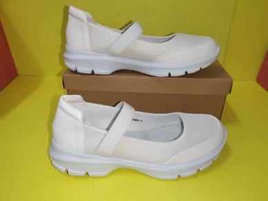 ITEM BARU_Kasut Putih Nurse size 41 GIO FIORE