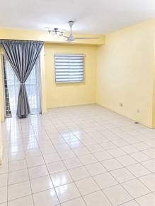 Condominium For Rent in Belimbing Heights