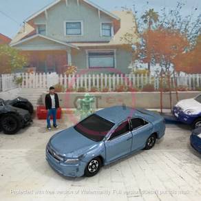CFE337 2012 TOMY TOMICA 1:64 Toyota Camry Blue die
