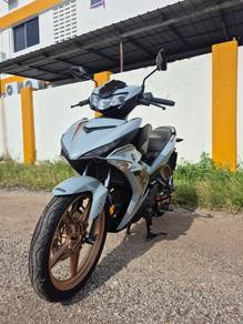 Yamaha Y15ZR