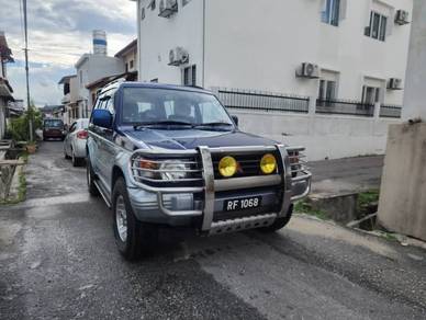 Mitsubishi Pajero in Petaling Jaya, SGR