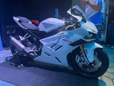 ZXMOTO 820RR