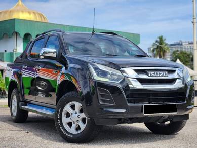 Isuzu D-Max STANDARD 4X4 in Ampang Hilir, KUL