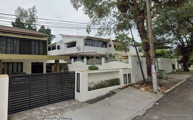 Semi-Detached House For Sale in Tanjung Bungah,PNG