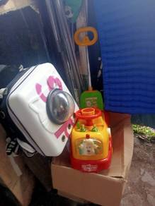 beg kucing free mainan