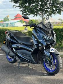 Yamaha XMAX