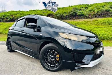 Honda Jazz E in Seri Kembangan, SGR