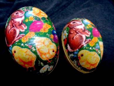 Paper Mache Nesting Egg - Bunny & Chicks