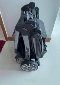 Chicco Bravo Trio Travel System