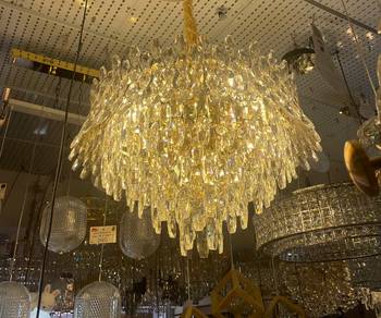 Lampu Chandelier Untuk Dijual