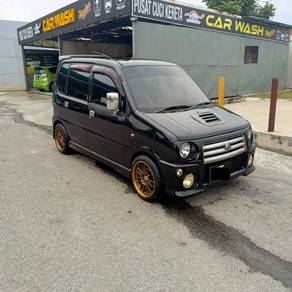 Perodua Kenari EZ in Yong Peng, JHR