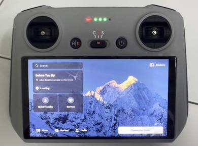 DJI RC (with built-in screen)