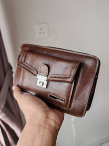Clutch Bag brown size kecik