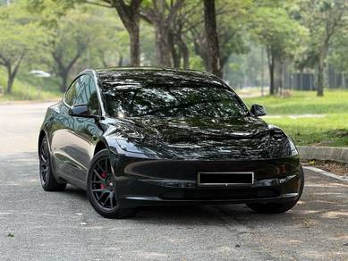 Tesla Model 3 LONG RANGE AWD in Balakong, SGR