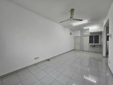 Apartment For Rent in Pangsapuri Kemuning Aman