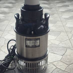 Fuji Master Submersible Water Pump