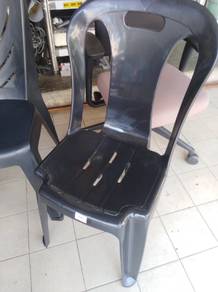 Black Plastic Chair TA652