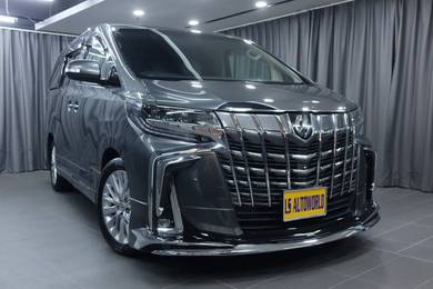 Toyota Alphard 240G in Kota Damansara, SGR