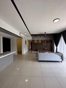 Condominium For Sale in Windows on The Park